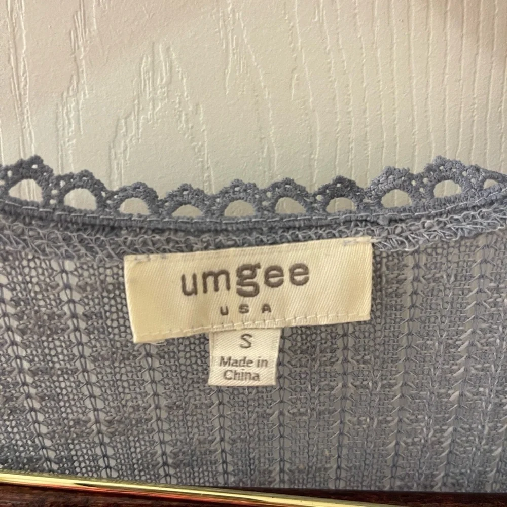 Umgee Blue Sleeveless Ruffle Blouse - Picture 4 of 5